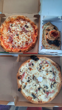 Pizza du Pizzeria Pizz'Artist au feu de bois (Artisan Pizzaïolo) 🔥🍕 à Ancizan - n°19