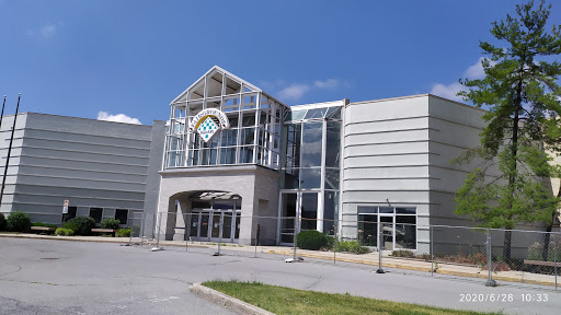 Shopping Mall «Fairgrounds Square Shopping Mall», reviews and photos, 3050 N 5th Street Hwy, Reading, PA 19605, USA