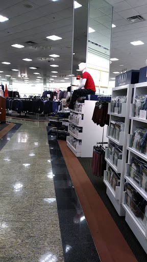 Department Store «Century 21 Department Store», reviews and photos, 1085 Old Country Rd, Westbury, NY 11590, USA