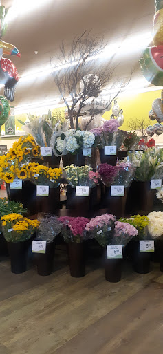 Grocery Store «Vons», reviews and photos, 6170 Hamner Ave, Eastvale, CA 91752, USA