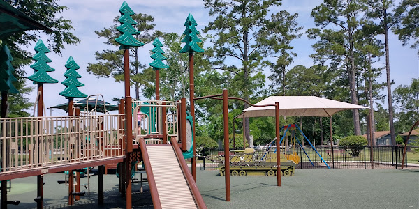 Onslow County Parks: Onslow Pines Park