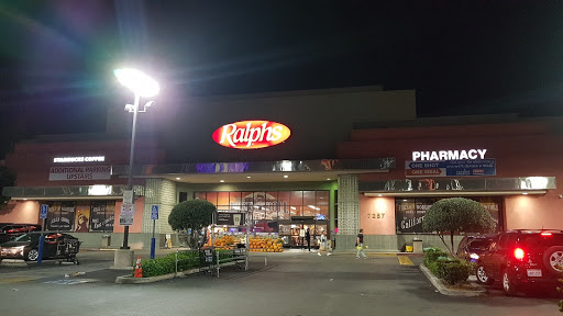 Grocery Store «Ralphs», reviews and photos, 7257 W Sunset Boulevard, West Hollywood, CA 90046, USA
