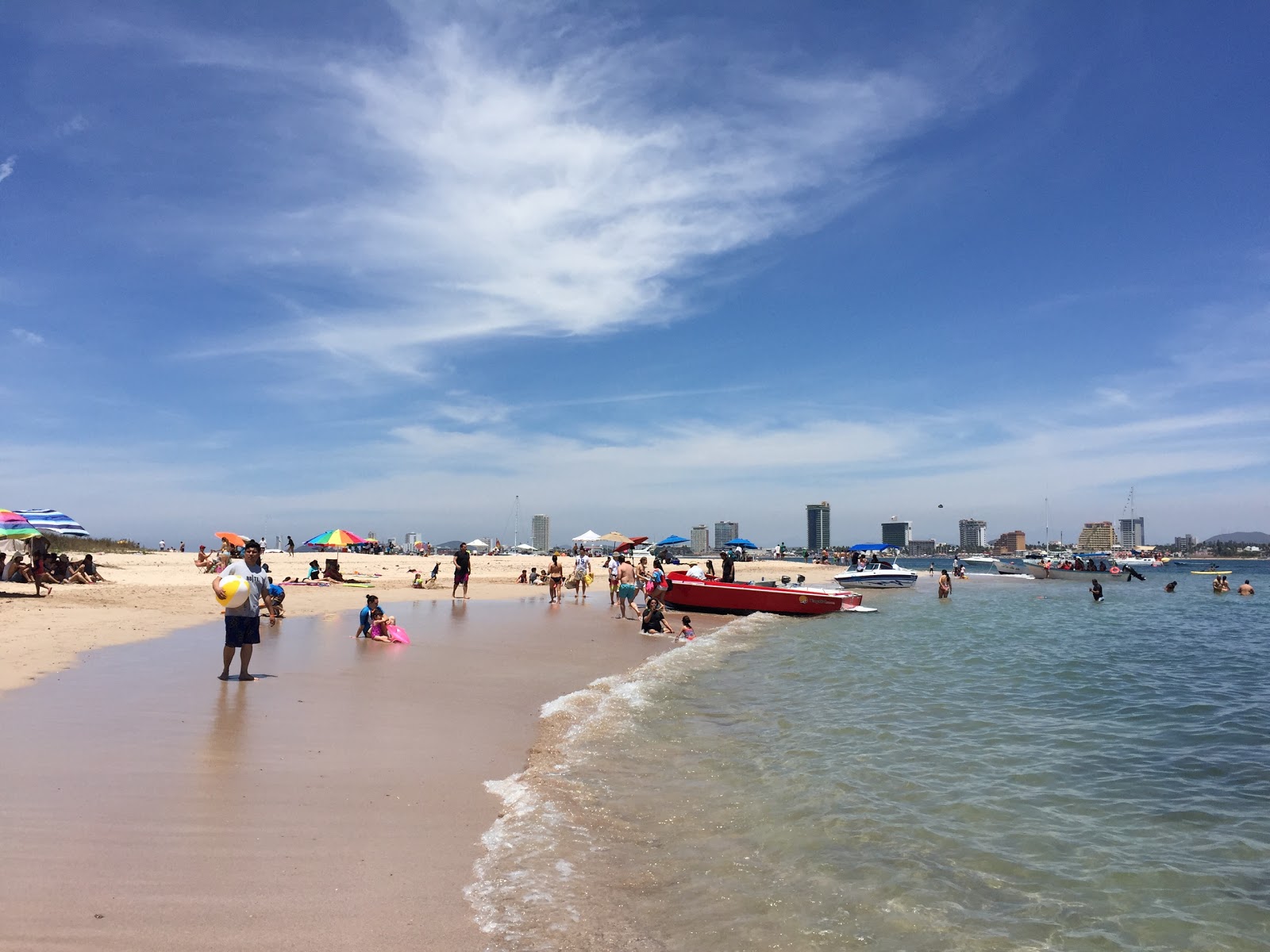 Foto de Venados beach área de comodidades