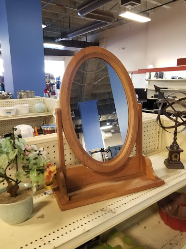 Second Hand Store «Goodwill - Glendale», reviews and photos