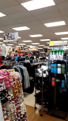 Sporting Goods Store «Big 5 Sporting Goods», reviews and photos, 3935 State St, Santa Barbara, CA 93105, USA