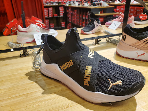 Shoe Store «PUMA», reviews and photos, 3000 Grapevine Mills Pkwy #602, Grapevine, TX 76051, USA