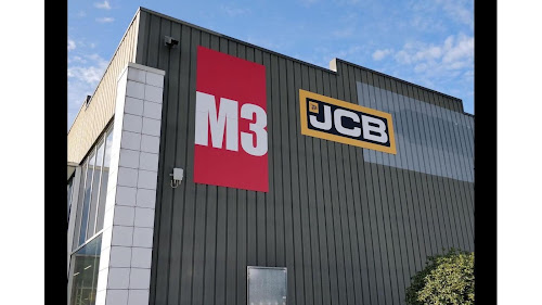 M3 JCB à Verrières-en-Anjou