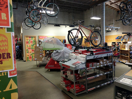 Camping Store «REI», reviews and photos, 9637 E County Line Rd, Englewood, CO 80112, USA