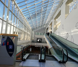 Gesundbrunnen-Center Berlin photo