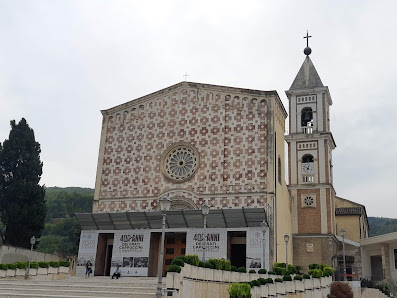 Santuario del Volto Santo di Manoppello Via Cappuccini, 26, 65024 Manoppello PE, Italia