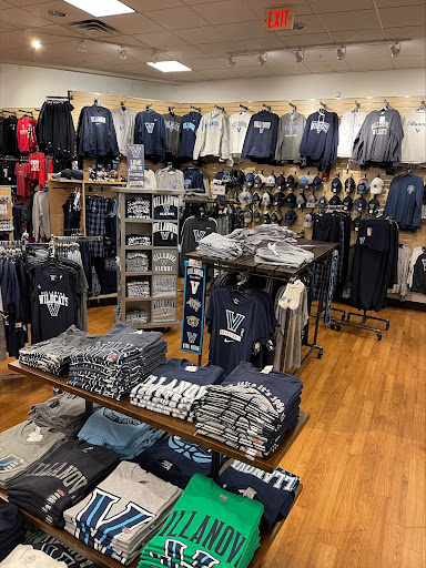 Sportswear Store «Rally House Oxford Valley», reviews and photos, 124 Commerce Blvd, Fairless Hills, PA 19030, USA