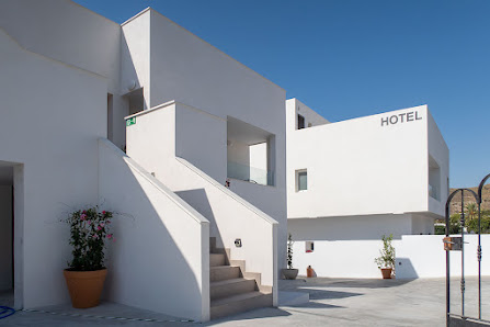 Hotel Senderos C. el Pueblecico, 1, 04149 Agua Amarga, Almería, España