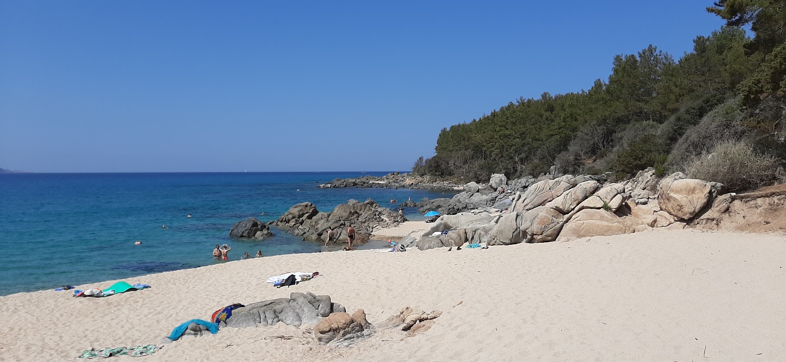 Photo de Scodi Neri beach avec un niveau de propreté de très propre