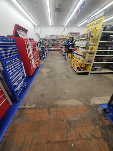 Hardware Store «Harbor Freight Tools», reviews and photos, 2 E 9 Mile Rd #6, Pensacola, FL 32534, USA