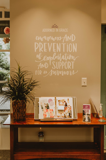 Bridal Shop «Adorned In Grace Bridal and Formalwear Shop», reviews and photos, 4949 SW 76th Ave, Portland, OR 97225, USA