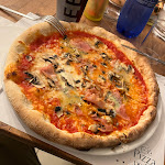 Photo n°1 de l'avis de Robe’.i fait le 06/02/2022 à 09:40 sur le  C'è Pizza Per Te à Borghetto