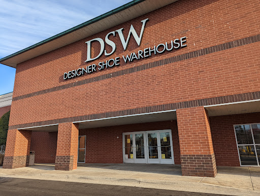 Shoe Store «DSW Designer Shoe Warehouse», reviews and photos, 9880 W Broad St, Glen Allen, VA 23060, USA