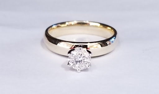 Jewelry Store «Zales - The Diamond Store», reviews and photos, 6494 Towne Center Drive, Southaven, MS 38671, USA