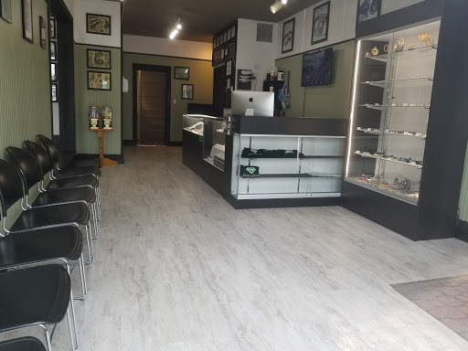 Explore traditional western tattoo ideas, creative tattoo ideas in Holland, available at Studio Seventeen