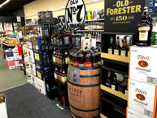 Wine Store «Grog Shoppe Wine and Spirits», reviews and photos, 1129 Trotwood Ave # 29, Columbia, TN 38401, USA