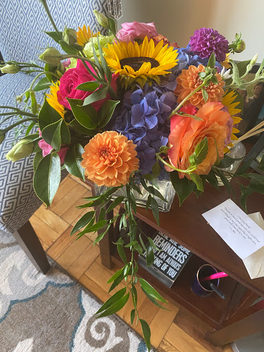 Florist «Company Flowers & Gifts Too!», reviews and photos, 2107 N Pollard St, Arlington, VA 22207, USA