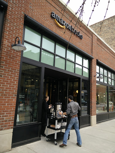 Book Store «Amazon Books», reviews and photos, 3441 N Southport Ave, Chicago, IL 60657, USA