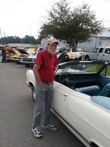 Pet Groomer «Klassy K-9 & Sassy Kat Resort & Spa», reviews and photos, 306 Railroad Ave, Oneonta, AL 35121, USA