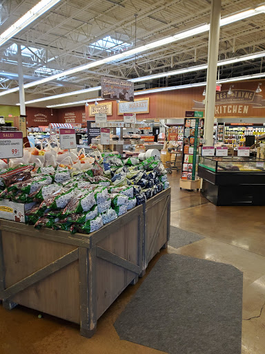 Grocery Store «Fresh Thyme Farmers Market- Town & Country», reviews and photos, 13957 Manchester Rd, Ballwin, MO 63011, USA