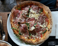 Prosciutto crudo du Pizzeria Solo Pizza Napoletana à Chessy - n°14