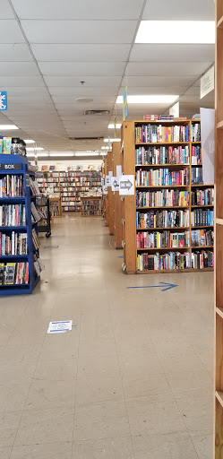 Book Store «Half Price Books Outlet», reviews and photos, 1785 Campbell Ln, Bowling Green, KY 42104, USA