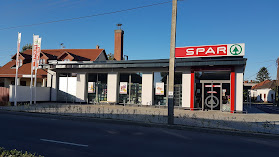 SPAR market