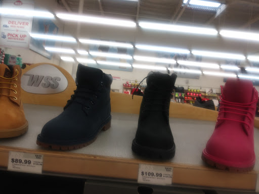 Shoe Store «WSS», reviews and photos, 20310 S Wilmington Ave, Compton, CA 90220, USA