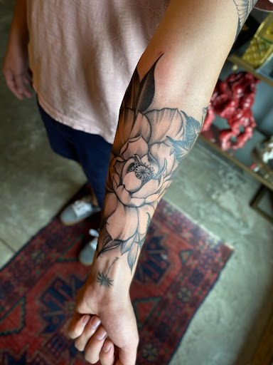 Tattoo Shop «Safe House Tattoo Studio», reviews and photos, 1200 Clinton St #40, Nashville, TN 37203, USA