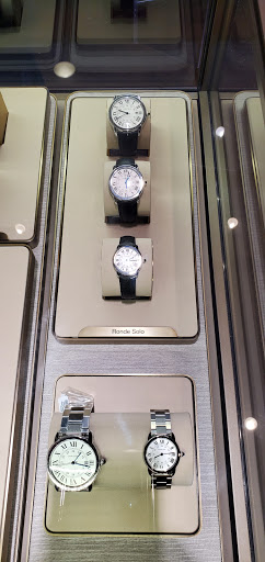 Jewelry Store «Tiny Jewel Box», reviews and photos, 1155 Connecticut Ave NW, Washington, DC 20036, USA