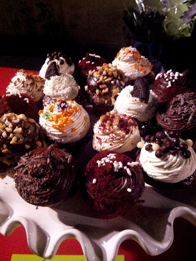 Ice Cream Shop «Essential Chocolate Desserts», reviews and photos, 10868 Washington Blvd, Culver City, CA 90232, USA