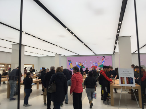 Computer Store «Apple Providence Place», reviews and photos, 20 Providence Pl, Providence, RI 02903, USA