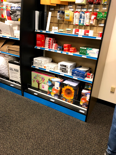 Shipping and Mailing Service «UPS Customer Center», reviews and photos, 9601 Coach Rd, Richmond, VA 23237, USA