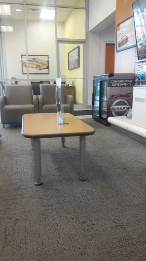 Nissan Dealer «Al Piemonte Nissan», reviews and photos, 1600 W North Ave, Melrose Park, IL 60160, USA