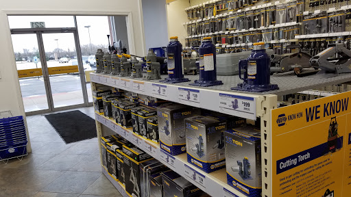 Auto Parts Store «NAPA Auto Parts - Genuine Parts Company», reviews and photos, 221 Brook Forest Ave, Shorewood, IL 60404, USA