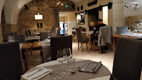 Atmosphère du Restaurant français Le Médiéval à Puy-l'Évêque - n°7