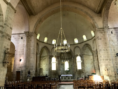 attractions Abbaye Saint-Pierre de Vigeois Vigeois