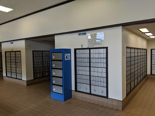 Post Office «United States Postal Service», reviews and photos, 135 Chestnut St, New Britain, CT 06050, USA