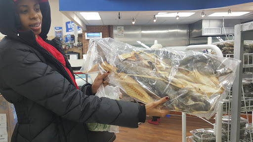 Shopping Mall «Carrollton Shopping Center», reviews and photos, 8474 Annapolis Rd, New Carrollton, MD 20784, USA