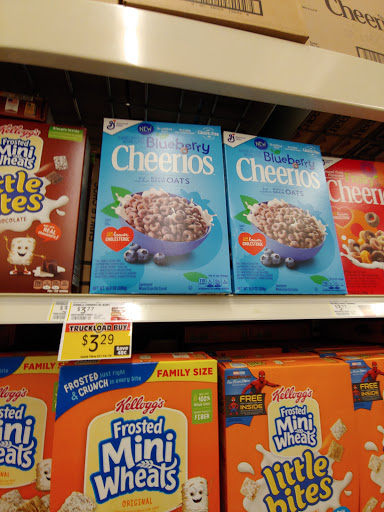 Grocery Store «Cash Wise - West Fargo», reviews and photos, 755 33rd Avenue east, West Fargo, ND 58078, USA