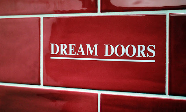 Comments and reviews of Dream Doors