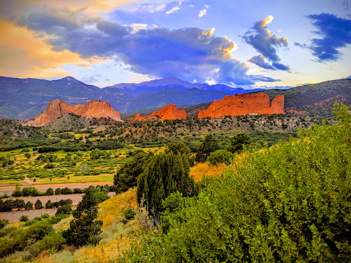 Country Club «Garden of the Gods Club and Resort», reviews and photos, 3320 Mesa Rd, Colorado Springs, CO 80904, USA