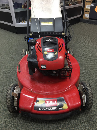 Pawn Shop «Yankee Peddler & Pawn», reviews and photos, 535 Long Hill Rd, Groton, CT 06340, USA