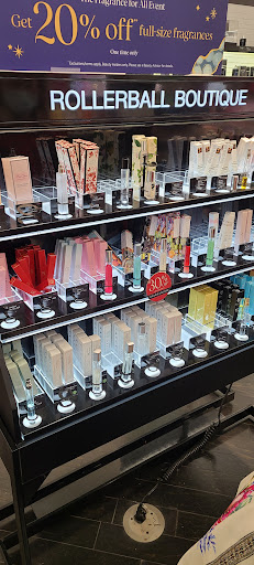 Cosmetics Store «SEPHORA», reviews and photos, 338 W Hillcrest Dr, Thousand Oaks, CA 91360, USA