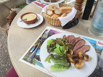 Plats et boissons du Restaurant français Chez Irène Repas à la Ferme de la Horse à Nogent-sur-Aube - n°3