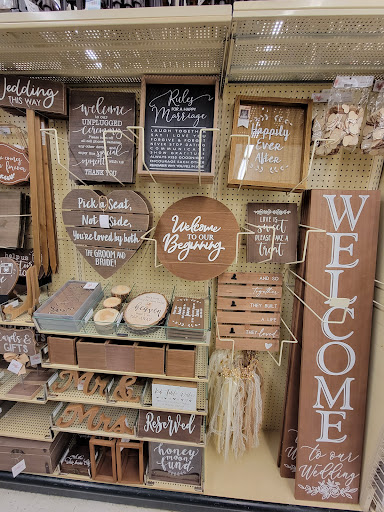 Craft Store «Hobby Lobby», reviews and photos, 3737 W Market St T, Fairlawn, OH 44333, USA